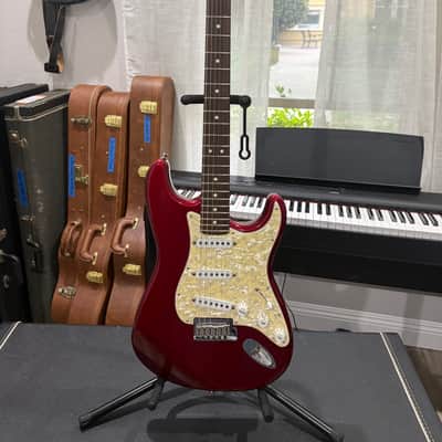 Fender American Hot Rod Roadhouse Stratocaster with Rosewood Fretboard 1997 - 2000 - Candy Apple Red image 4