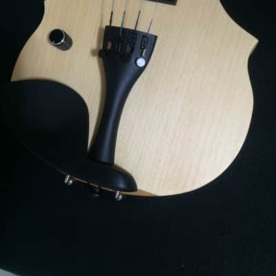 leigh violin. 4/4 solid body electric with frets image 3