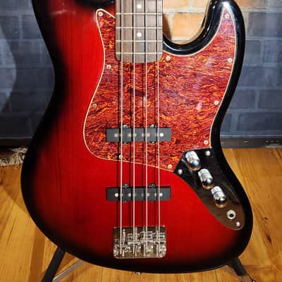 Squier 2006 Affinity Jazz Bass Red Burst image 7