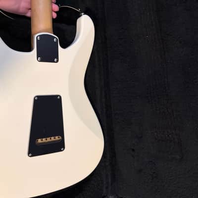 PRS DC-3 with Maple Fretboard 2011 Antique White image 8