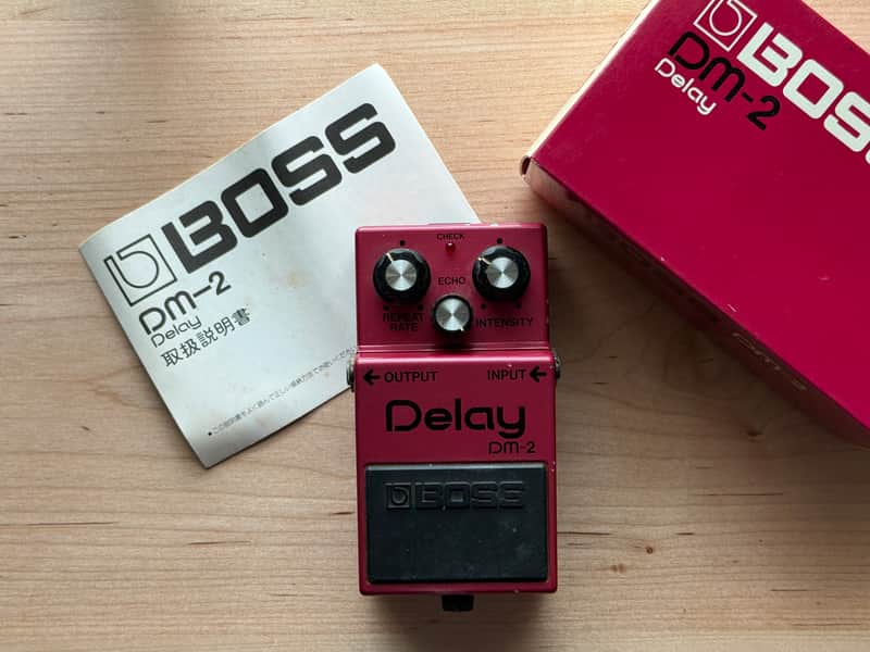 Boss DM-2