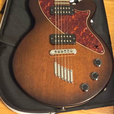 Yamaha AES800 2000s - Brown burst image 2