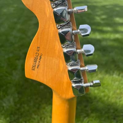Squier stratocaster 2000 - Electric Blue image 7