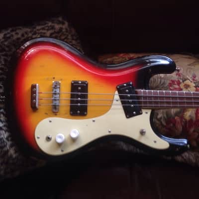 Moserite Ventures style 1965 Sunburst image 1