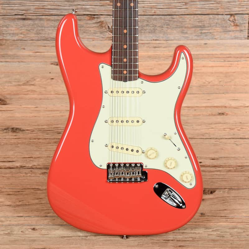 Fender American Vintage II '61 Stratocaster Fiesta Red 2024