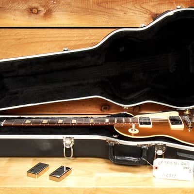 GIBSON 2011 LES PAUL 50s TRIBUTE T Worn Goldtop Relic! + Hard Case 10399 image 3