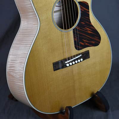 Bourgeois "The Artist" L-DBO 12-Fret AT Adirondack/Maple image 15