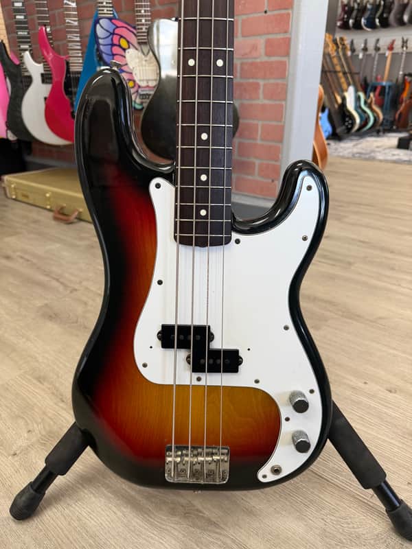 Squier Precision Bass