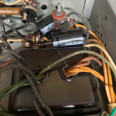 Bell Sound  3725  1950 guitar amp Conversion image 11