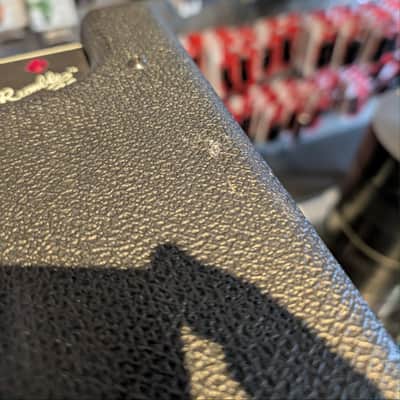 Fender Rumble 40 V3 40-Watt 1x10" Bass Combo 2015 - Present - Black image 4