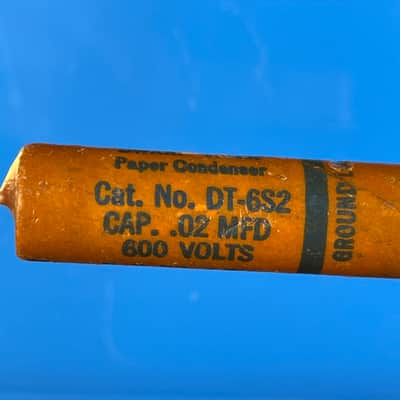 Cornell Dubilier 0.02uf Dwarf Tiger Wax Molded Tone Capacitor 1940’s image 2
