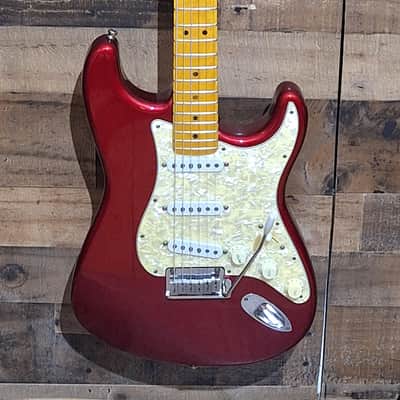 1997 Fender American Roadhouse Stratocaster W/OHSC and Candy image 2