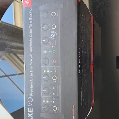 IK Multimedia AXE I/O USB Audio Interface 2019 - Present - Black image 9