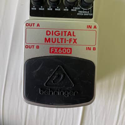 Behringer FX600 Digital Multi-FX Pedal, get some stereo effects image 1