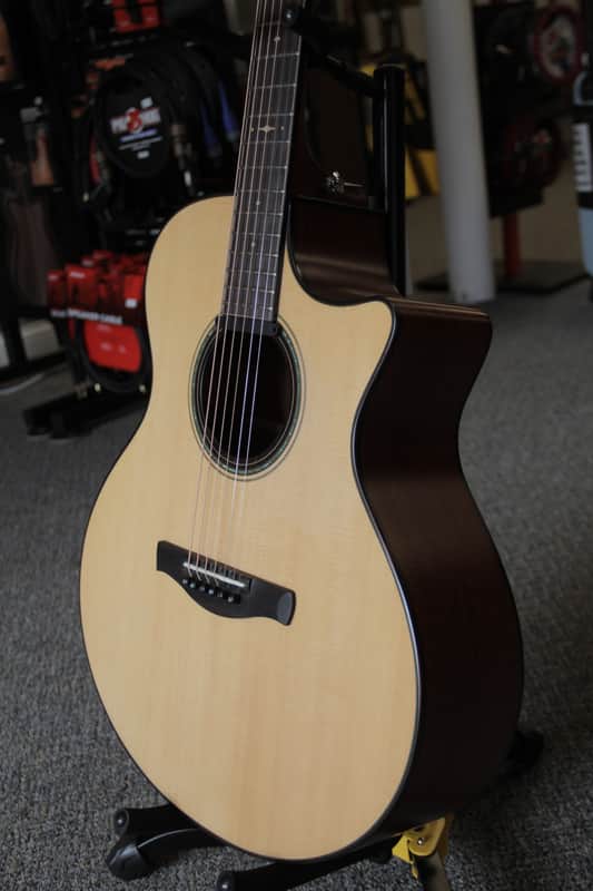 Ibanez AE410 2022 - Present - Natural image 1