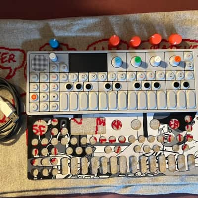 Teenage Engineering OP-1 Keyboard Synthesizer 2021 image 4