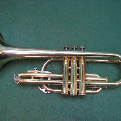 Holton C602RC Cornet 1980's Yamaha Built Monster Bell 5 1/4" - Reconditioned - Case & Yamaha 11C4-7C Mouthpiece image 9