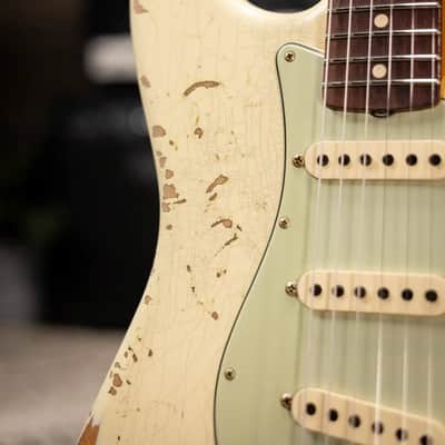 Fender Custom Shop 1962 Stratocaster Heavy Relic Electric Guitar - Vintage White with Hardshell Case image 10