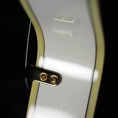 Yamaha AES1500 Pearl Snow White image 6