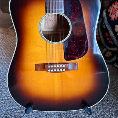 1960s Goya GG163 - Sunburst w Case image 3