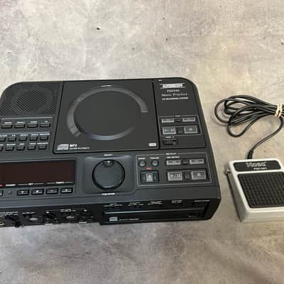 SUPERSCOPE PSD340 "MUSIC PRACTICE & CD RECORDING SYSTEM" w/ CASE image 1