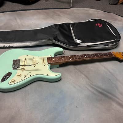 2019 Fender Vintera 60's Stratocaster Seafoam Green image 13
