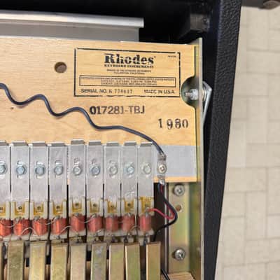 Rhodes Mk II 54 image 8