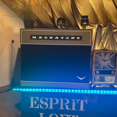Magnatone Super Fifty-Nine M80 45-Watt 1x12" Guitar Combo 2024 - Gold image 10
