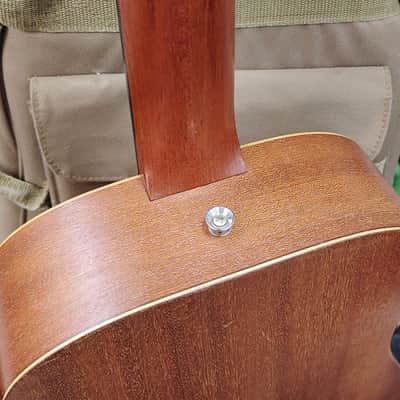Taylor Baby Taylor (BT1) Acoustic Guitar 3/4 Travel Guitar - Natural image 8