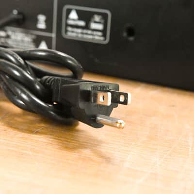 Elation DMX-Branch/4 4-Way 3-pin and 5-pin DMX Distributor CG011S4 image 11