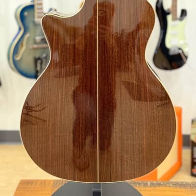 Taylor 814CE WW Deluxe image 3