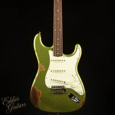 2023 - Fender Custom Shop Eddie's Guitars Exclusive Dealer Select Roasted 1963 Stratocaster Heavy Relic - Chartreuse Sparkle #XN15600 image 3