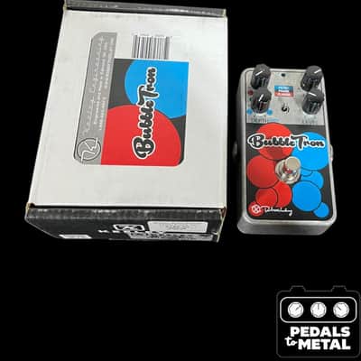 Keeley Bubbletron Flanger / Phaser 2016 - Present - Silver / Blue / Red - X17077 image 1