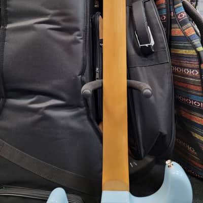 Fender Vintera III Early '60s Stratocaster Sonic Blue, Dlx Gig-Bag! image 9