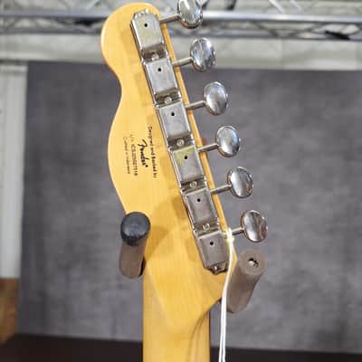 Squier Classic Vibe '70s Telecaster Thinline 2026 Natural weighs 7.18 pounds image 7