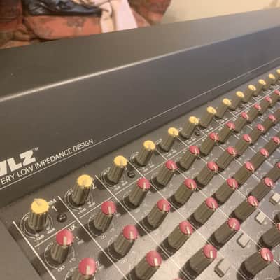Mackie SR24.4 - 4-Bus Mixing Console 1990s - Dark Gray image 3