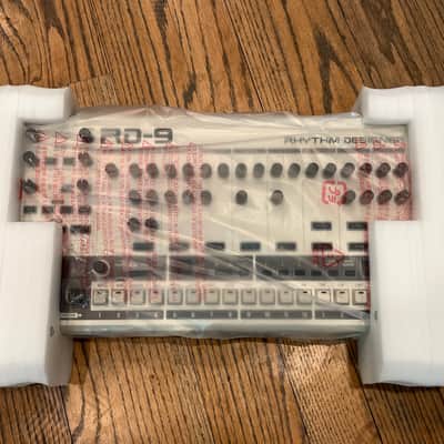 Behringer RD-9 Rhythm Designer 2021 - Present - Silver image 2