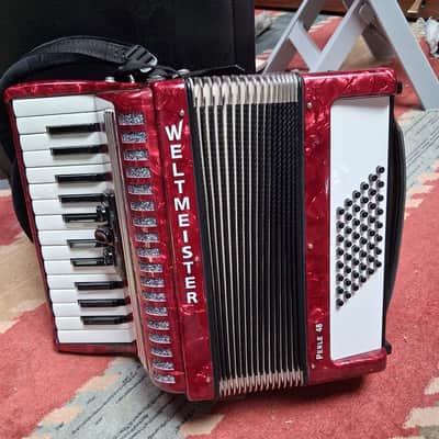 Weltmeister Perle 48 piano accordion image 3