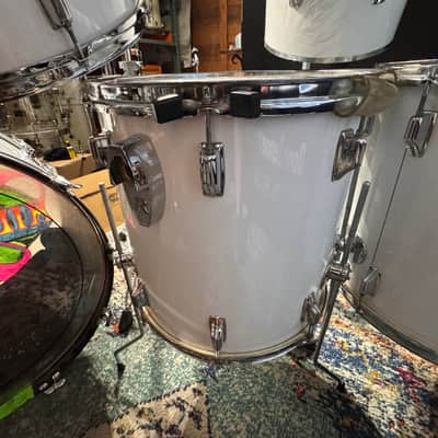 Rogers - 1978 Nine Piece Memriloc Drum Set. Excellent! - White image 12