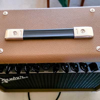 Fender Acoustasonic 40 Watt 2023 - Brown Tolex Covered image 5