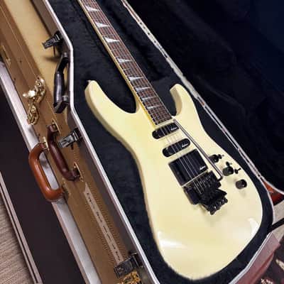 Charvel Model 6 HSS with Rosewood Fretboard 1986 - 1989 - Pearl White image 1
