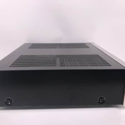 Luxman M-02 Stereo Power Amplifier image 6