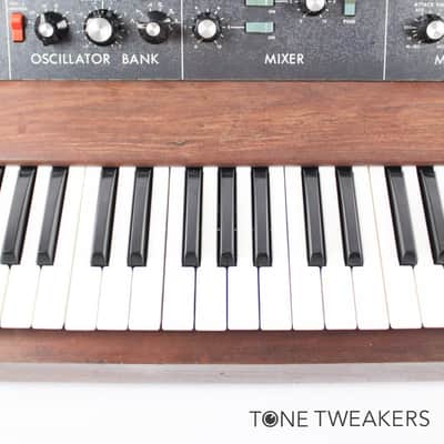 Moog Minimoog 70s Meticulously Refurbished Synthesizer 214x VINTAGE SYNTH DEALER image 3