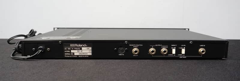 Roland RE-3 Space Echo / Digital Echo 1U Rack Mount Effects Unit
