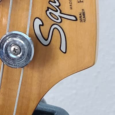 1989 Vintage Squier Jazz Bass E Neck!  Fantastic cond, Excellent Bass 1989 - Pearl White image 5