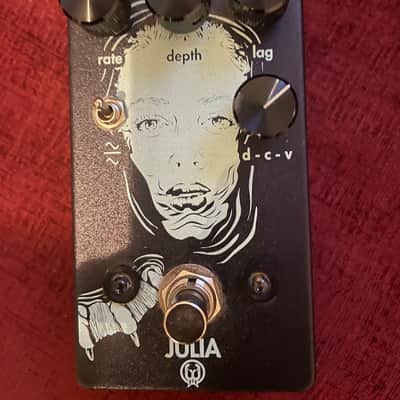 Walrus Audio Julia Chorus / Vibrato 2017 - 2019 - Purple image 3