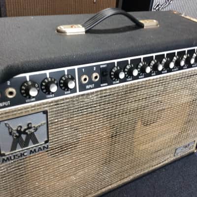 Music Man 210-HD One Thirty 2-Channel 130-Watt 2x10 Music Man 210-HD One Thirty 2-Channel 130-Watt 2x10