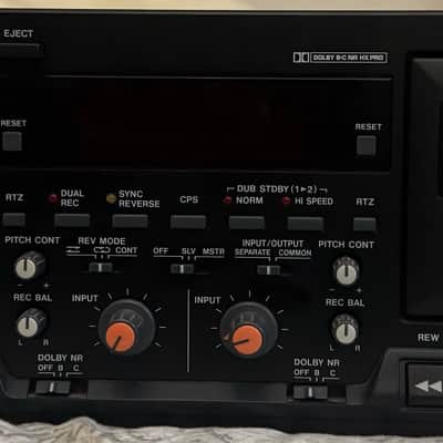 TASCAM 302 '96-'00 - Black image 1