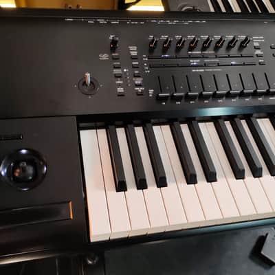 Korg Kronos 2 73 with Synthonia Libraries image 4