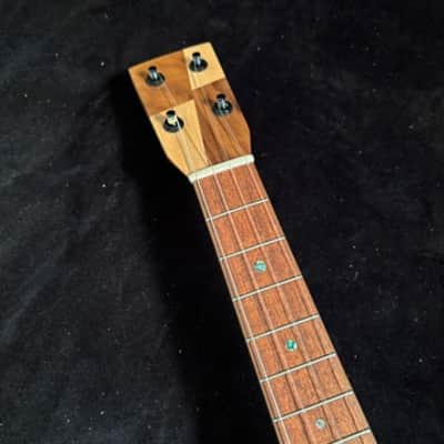 Mya-Moe Tenor Ukulele - Flamed Maple / Red Cedar image 4